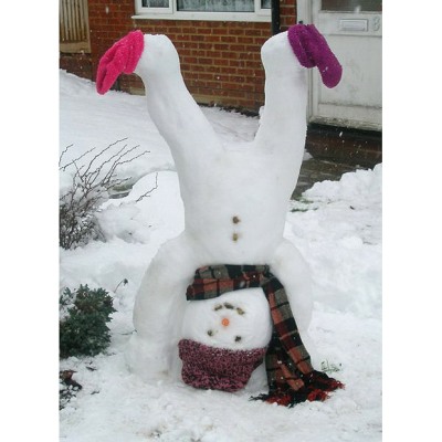 ΚΑΛΗΜΕΡΑ!!!!!! ΚΑΛΗΣΠΕΡΑ!!!!!!ΚΑΛΗΝΥΧΤΑ!!!!!!!! - Σελίδα 23 Snowman-upside-down